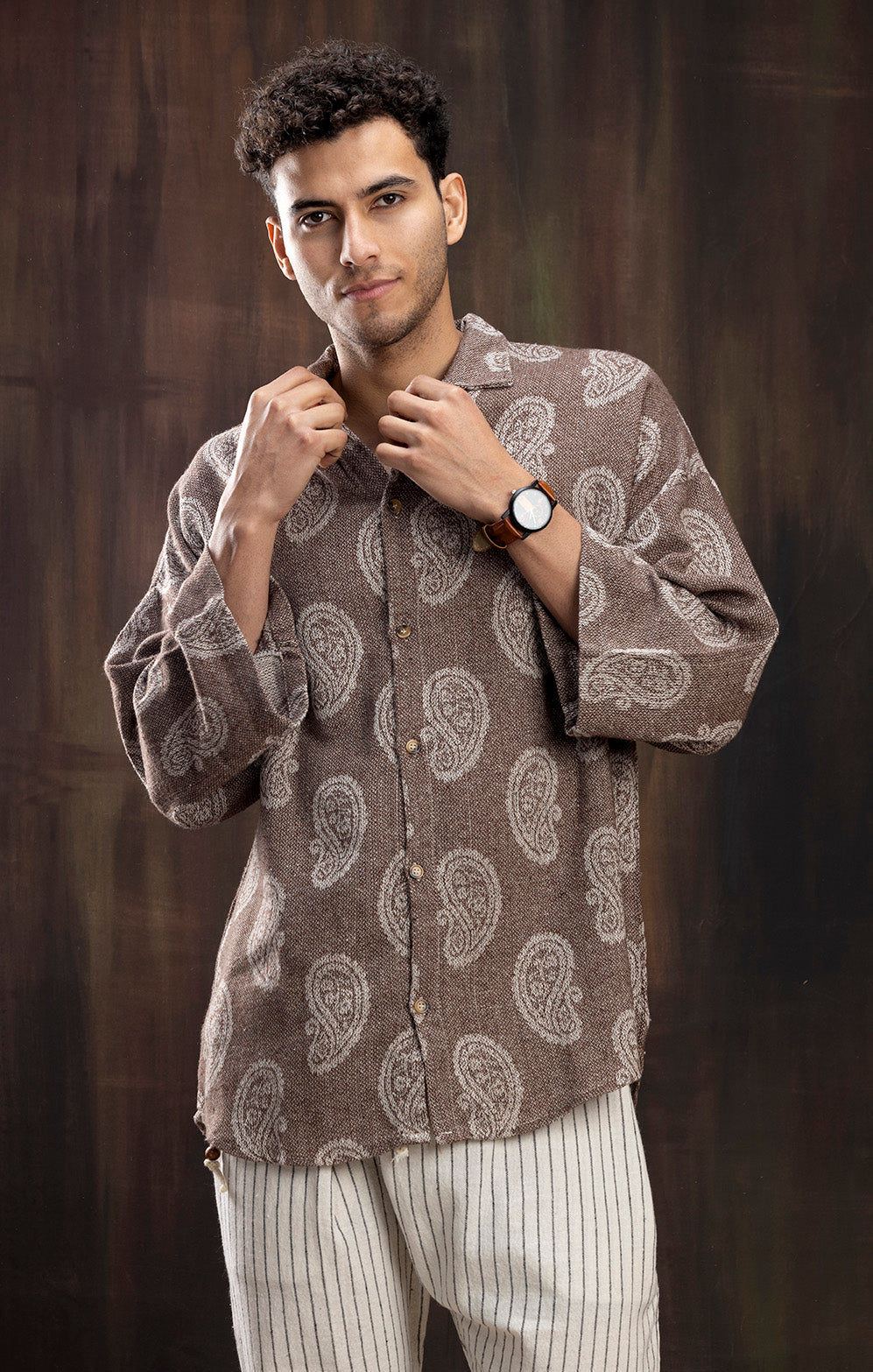 BROWN AND WHITE MOTIVE SHIRT