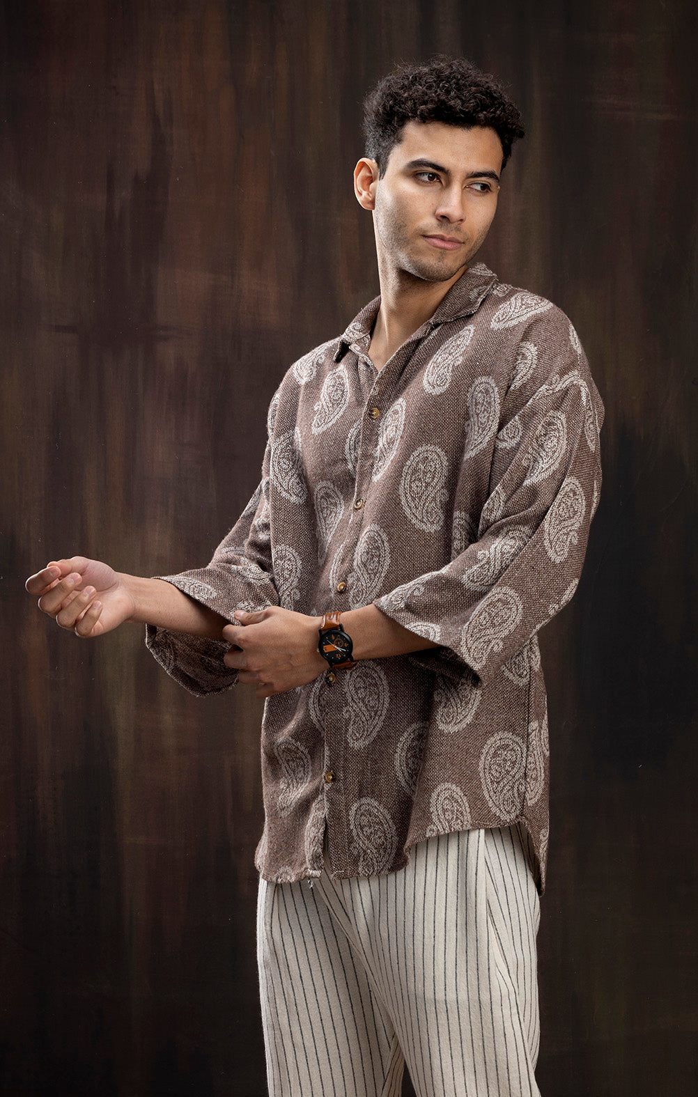 BROWN AND WHITE MOTIVE SHIRT