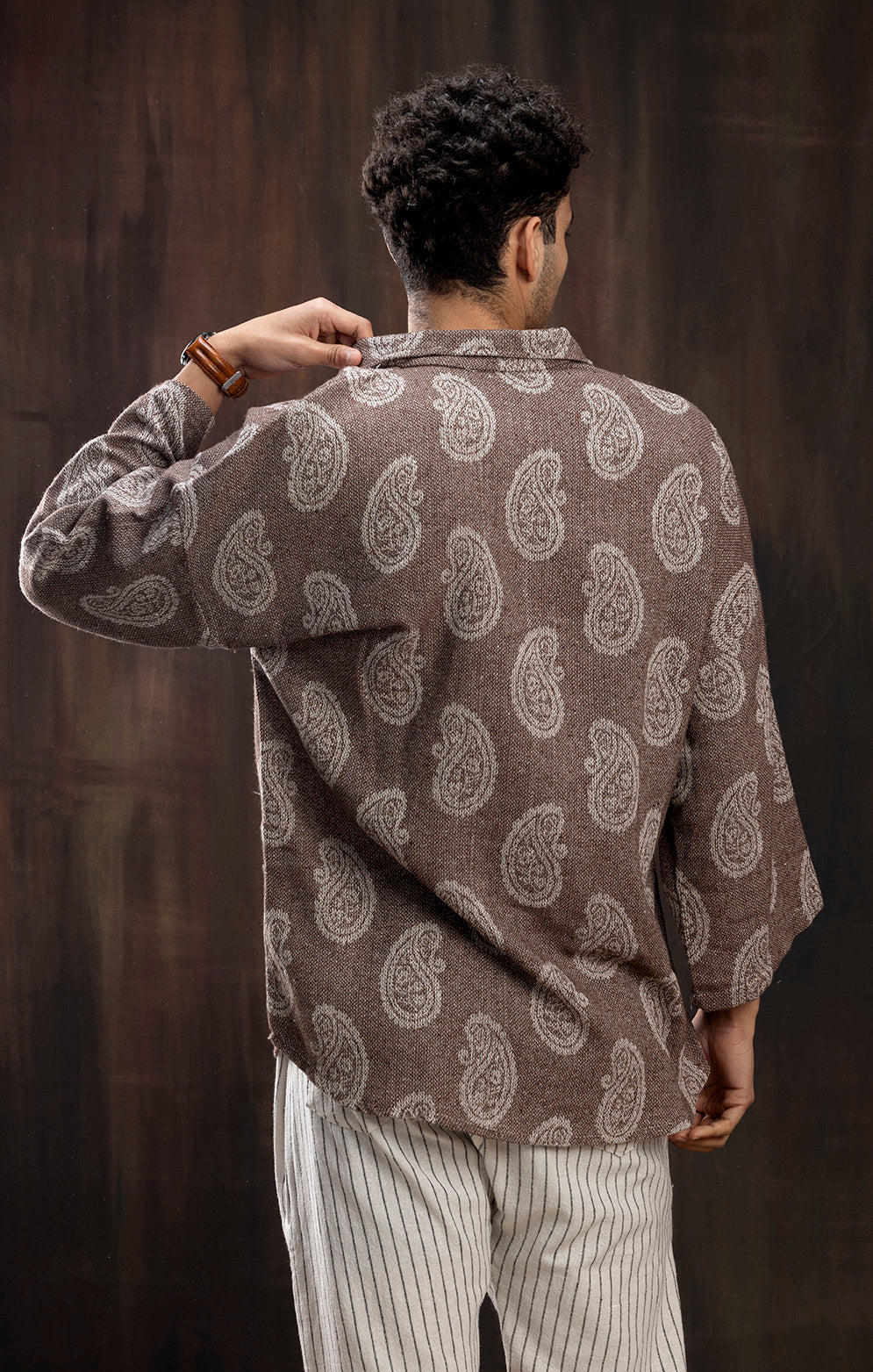 BROWN AND WHITE MOTIVE SHIRT
