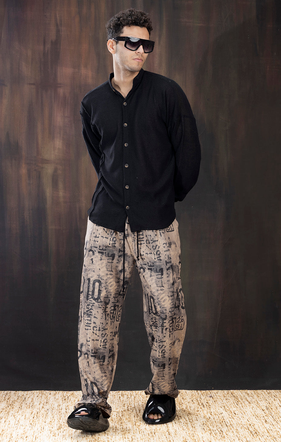 BLACK KNITTED FULL SLEEVE SHIRT