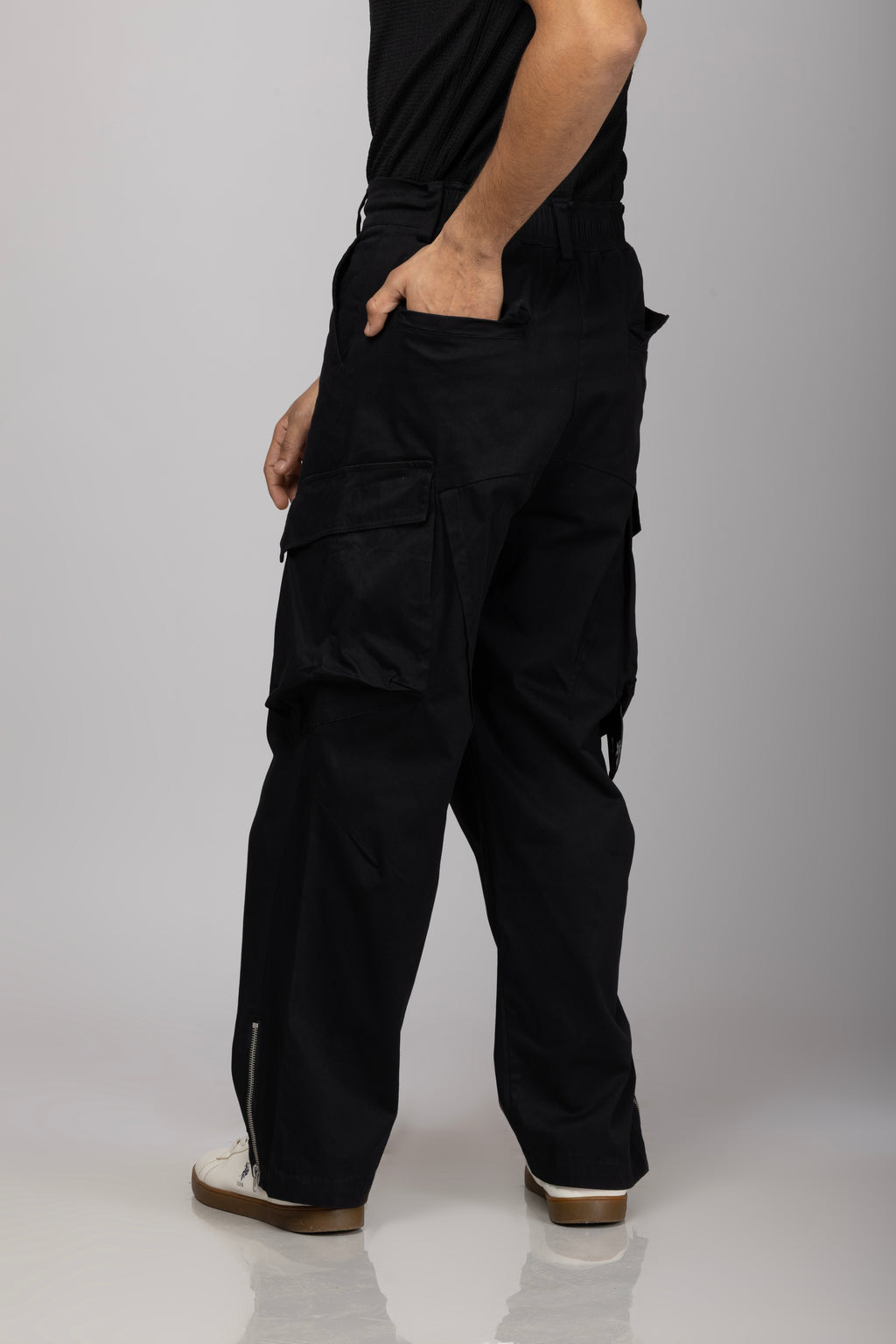 Multi Pocket Casual Pant Black