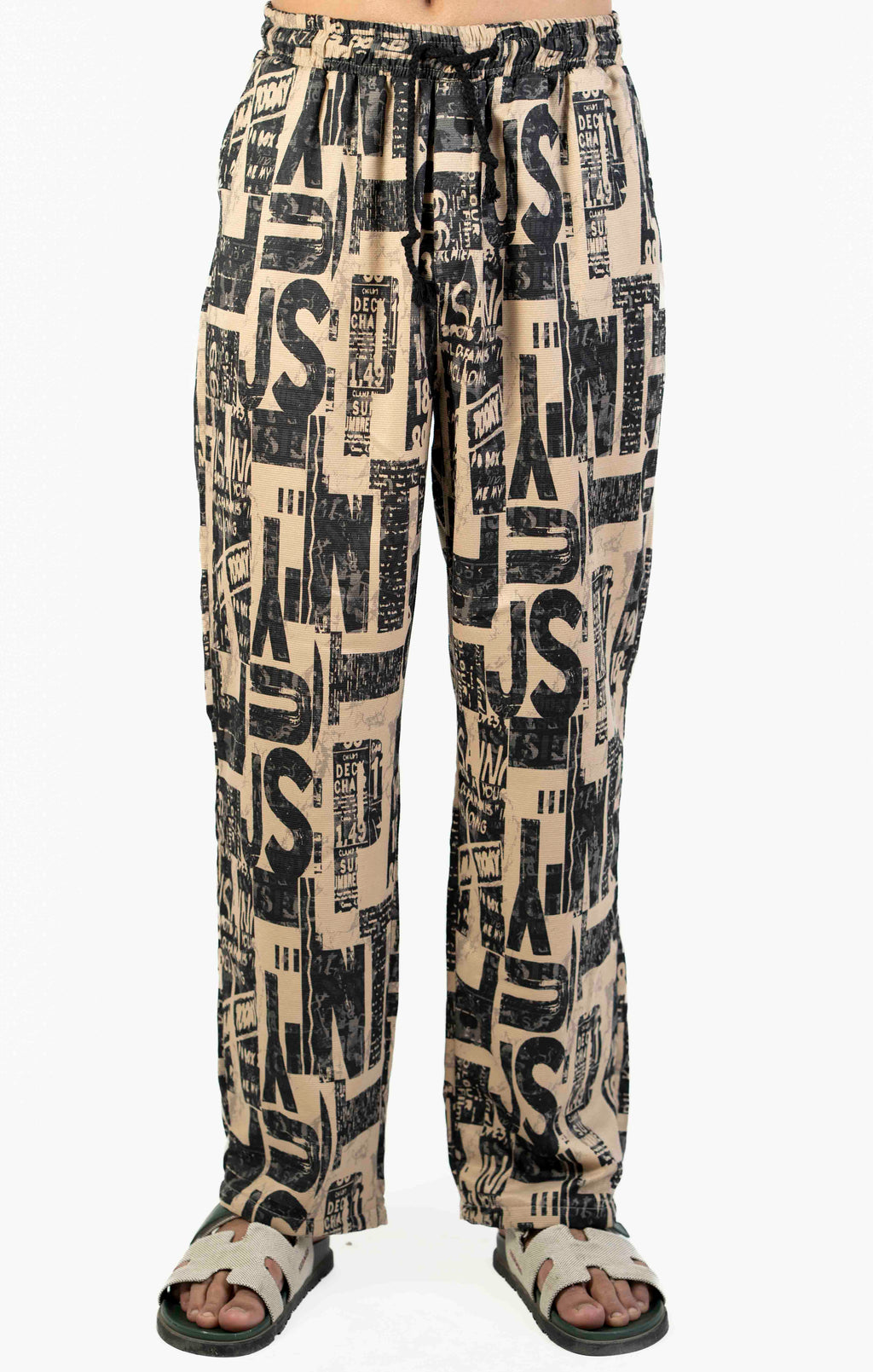 ALPHABET PRINT CASUAL TROUSER