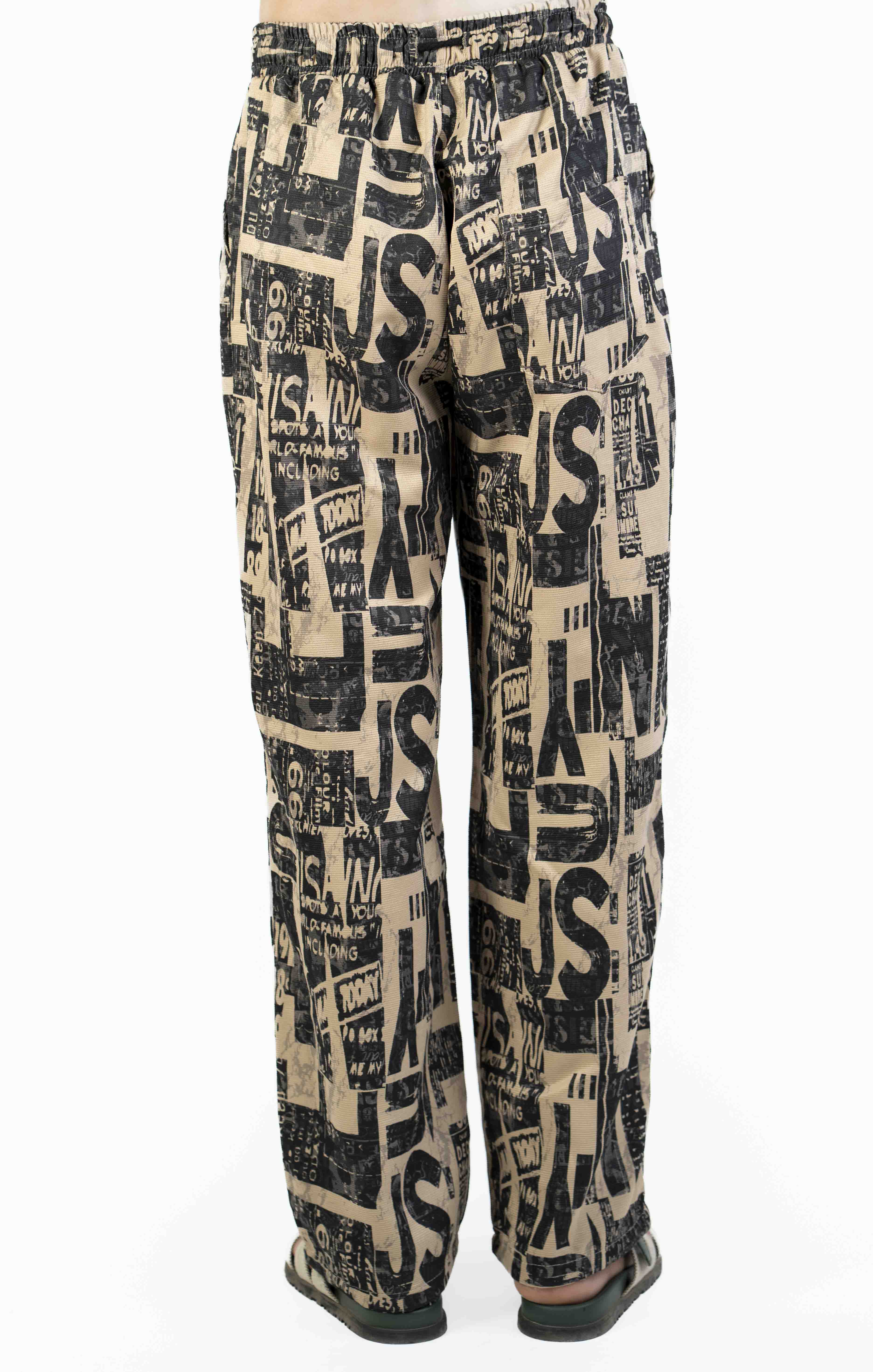 ALPHABET PRINT CASUAL TROUSER